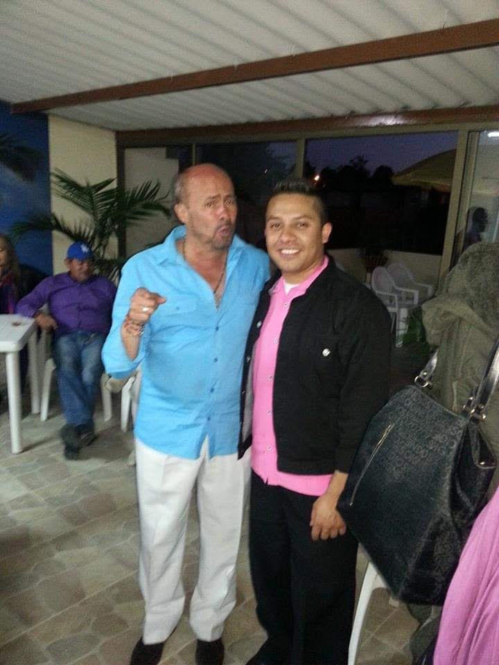Encuentro con artista invitado en evento privado.
